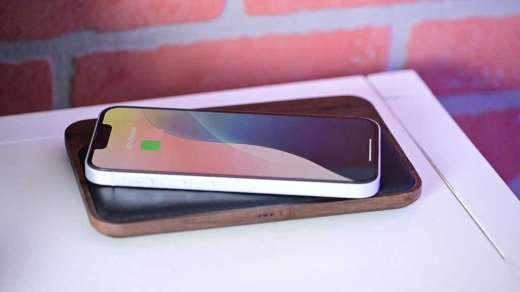 iPhone-16-dan-dau-ve-doanh-so-smartphone-toan-cau (1)